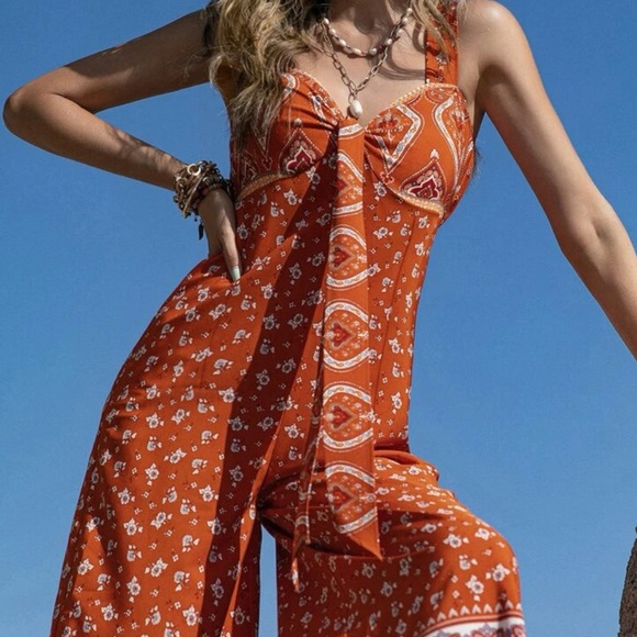 Rusttydustty Floral print knot front Wideleg cami Jumpsuit - Picture 5 of 10